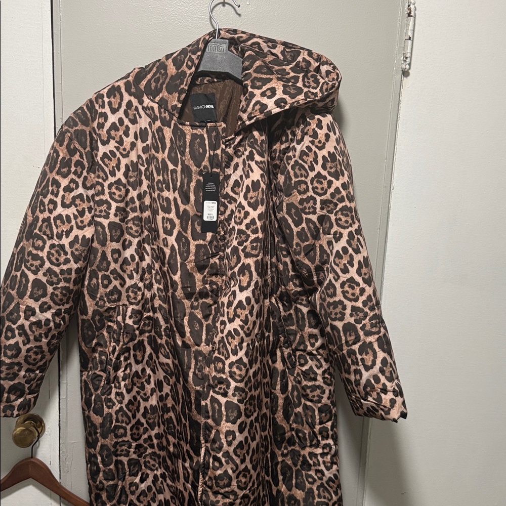 Fashion nova Leopard Print Hooded puffer Long jacket - Picture 6 of 11